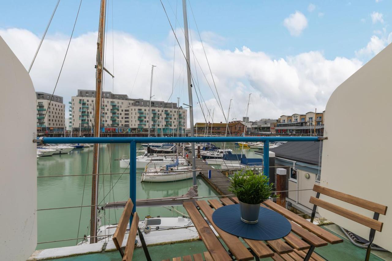 On The Water With Free Parking - By My Getaways Apartment Brighton Exterior photo